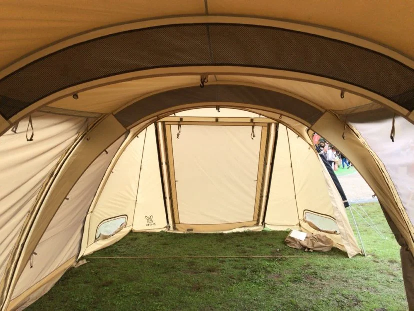カマボコテント3の中身