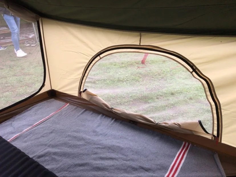 エイテントのメッシュ窓