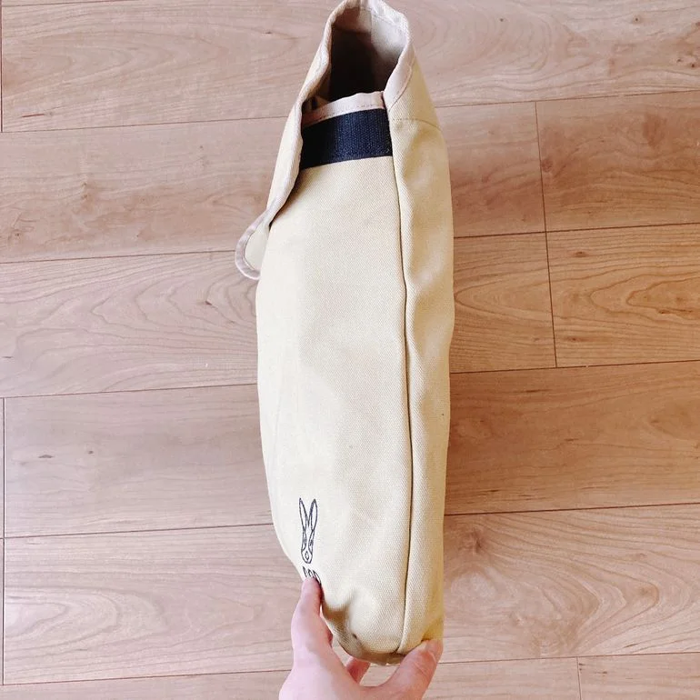 DOD スゴイッスのキャリーバッグ裏面