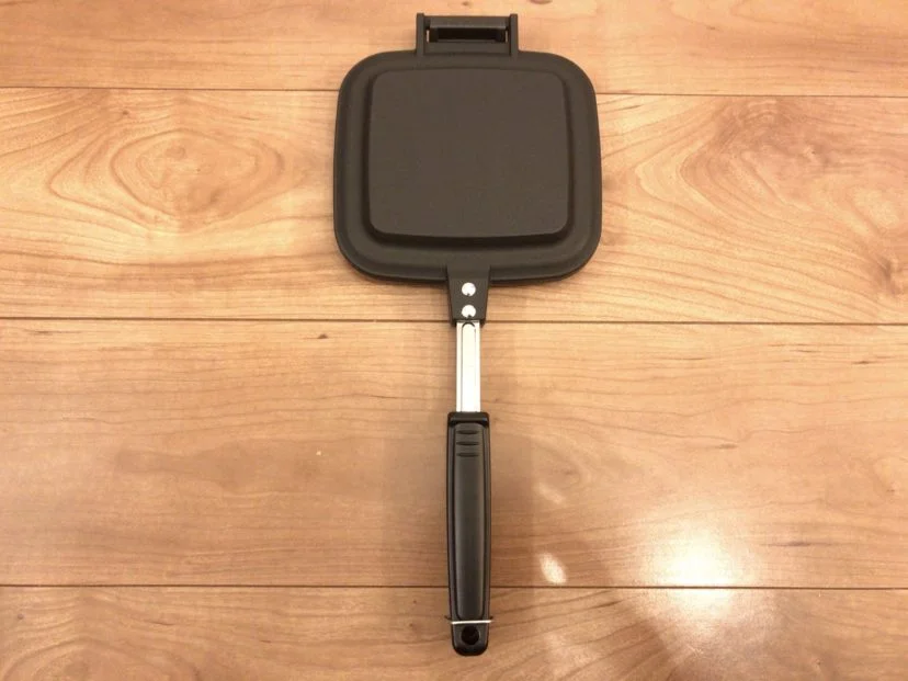 フッ素加工されたフライパン面